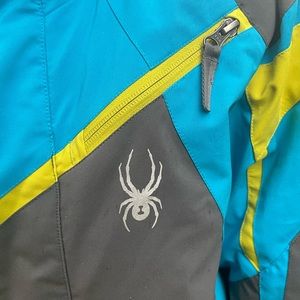 Spyder Insulated boys ski jacket size 14. Blue/gray/green Perfect condition.